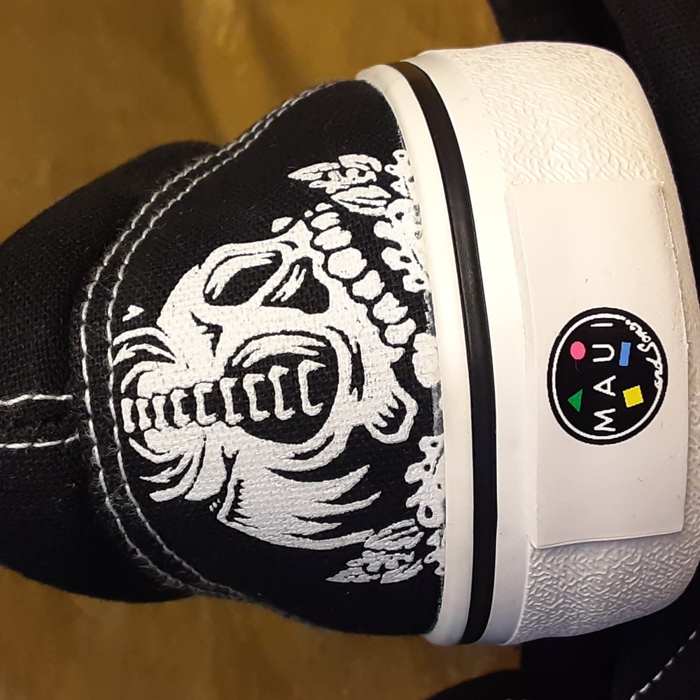 MAUI & SONS Slip-On  Men's 12.0 Skull Black/White , Born In Maui- Raised in Cali - Picture 7 of 12